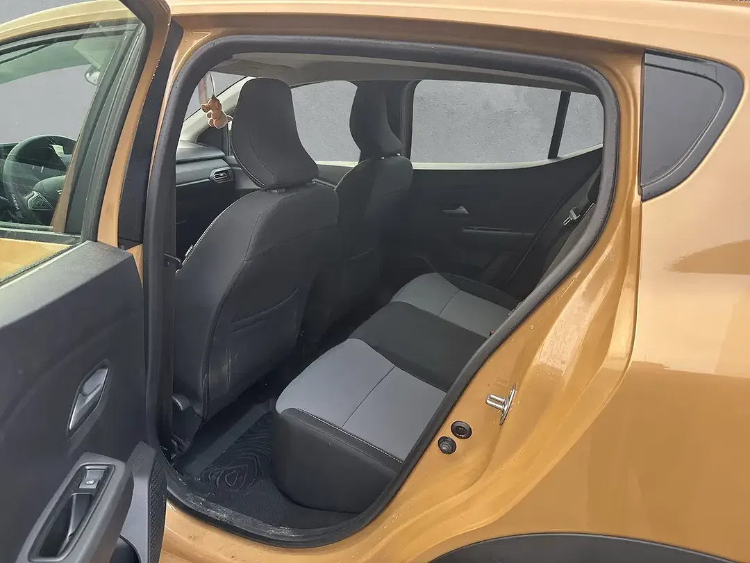 Dacia Sandero - Thumbnail 14