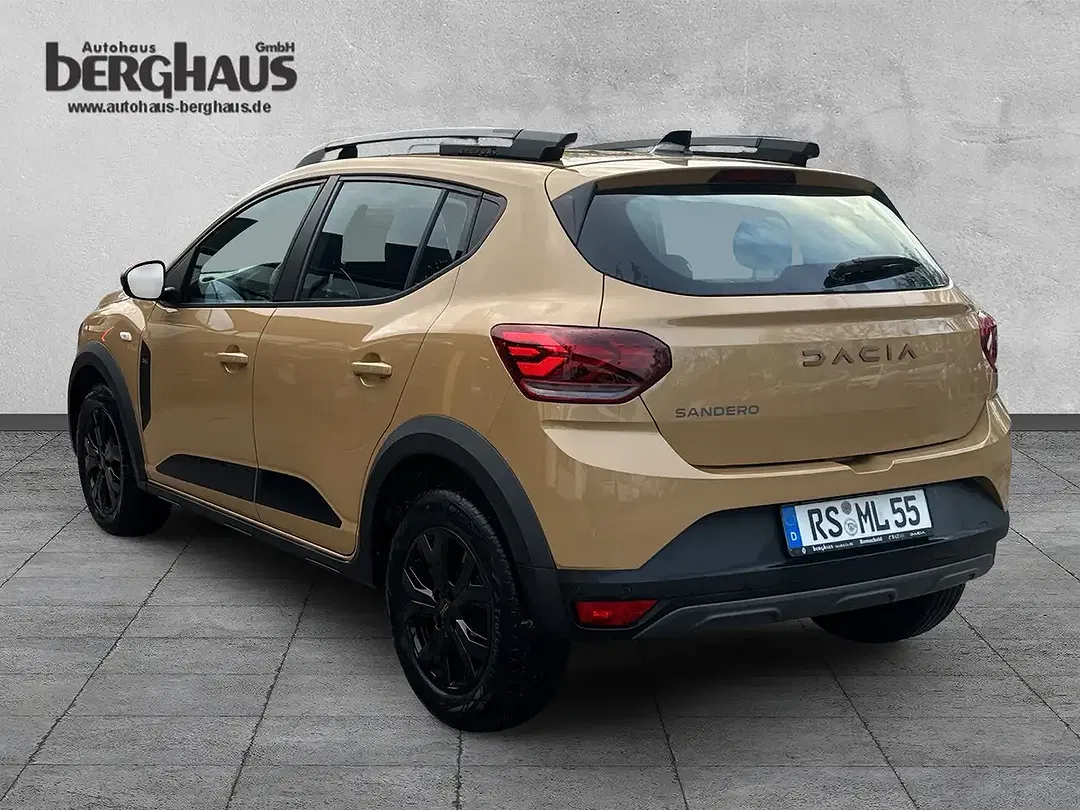 Dacia Sandero - Thumbnail 3