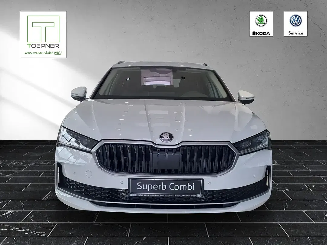 Skoda Superb - Thumbnail 1