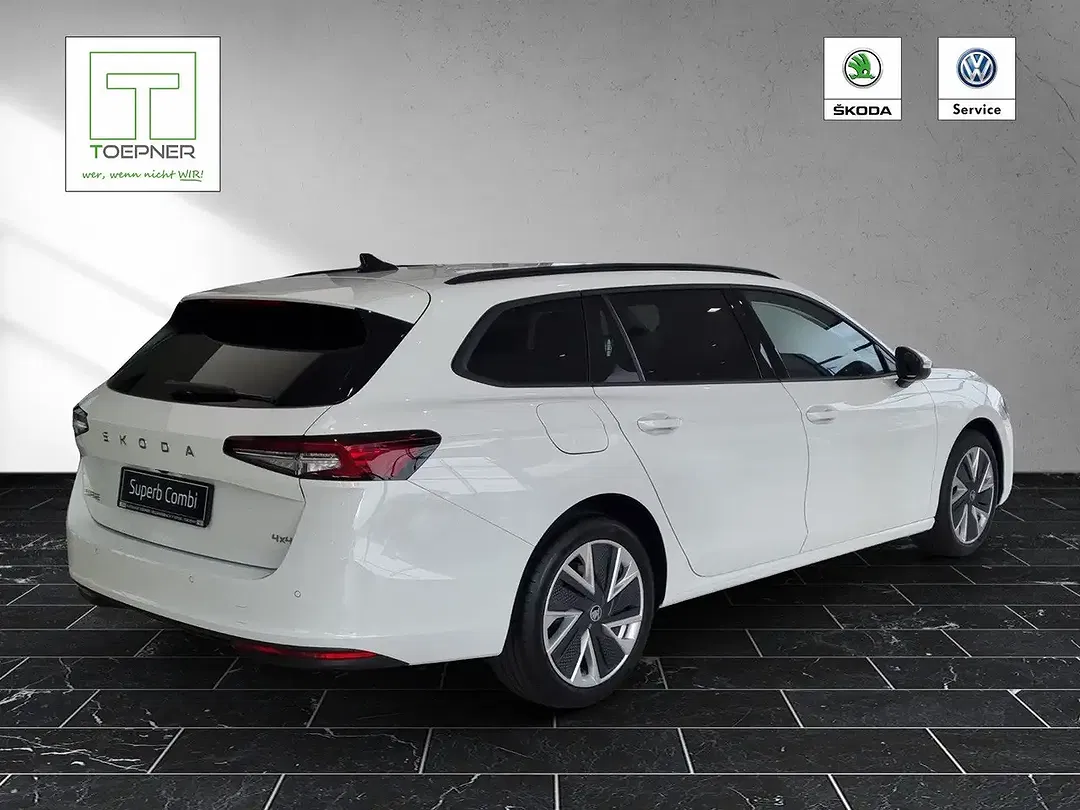 Skoda Superb - Thumbnail 6