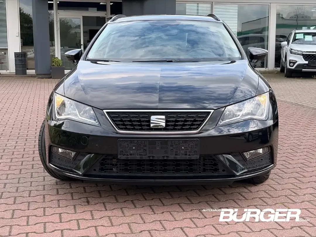 SEAT Leon - Thumbnail 2