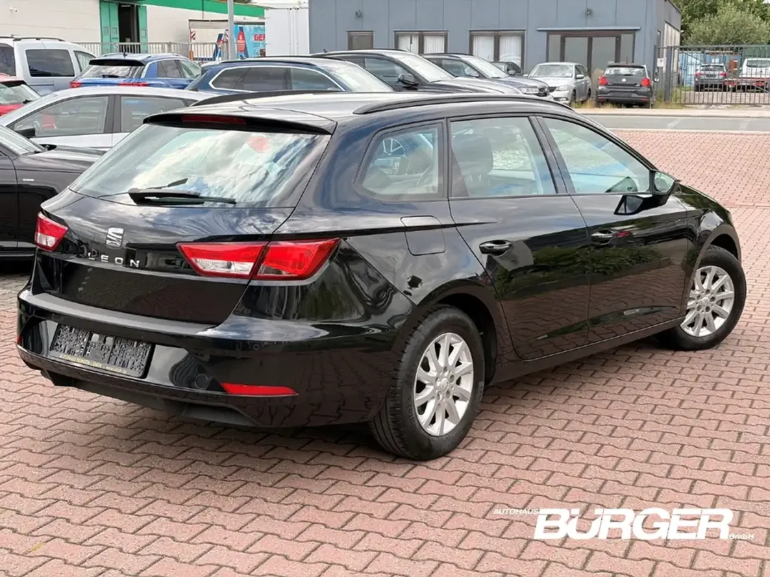 SEAT Leon - Thumbnail 4