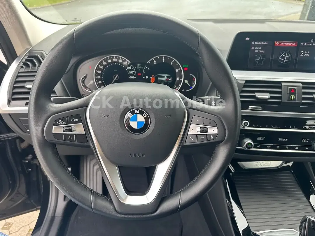 BMW X3 - Thumbnail 13