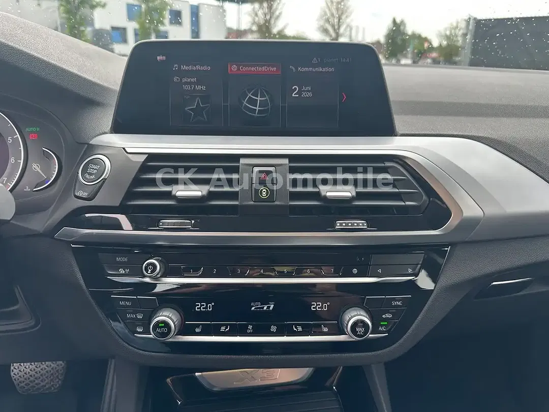 BMW X3 - Thumbnail 15