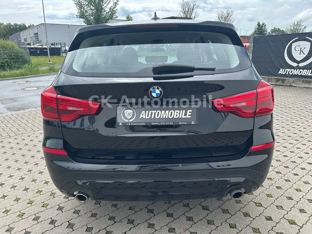 BMW X3 - Thumbnail 6