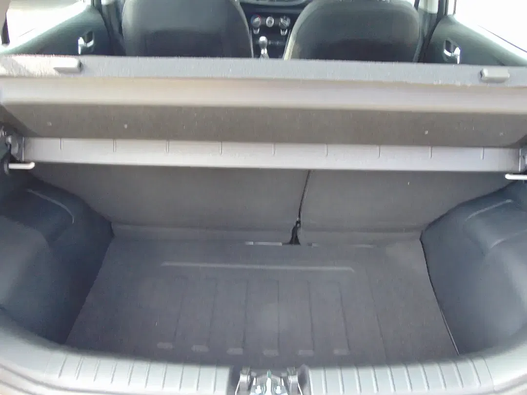 Kia Picanto - Thumbnail 10