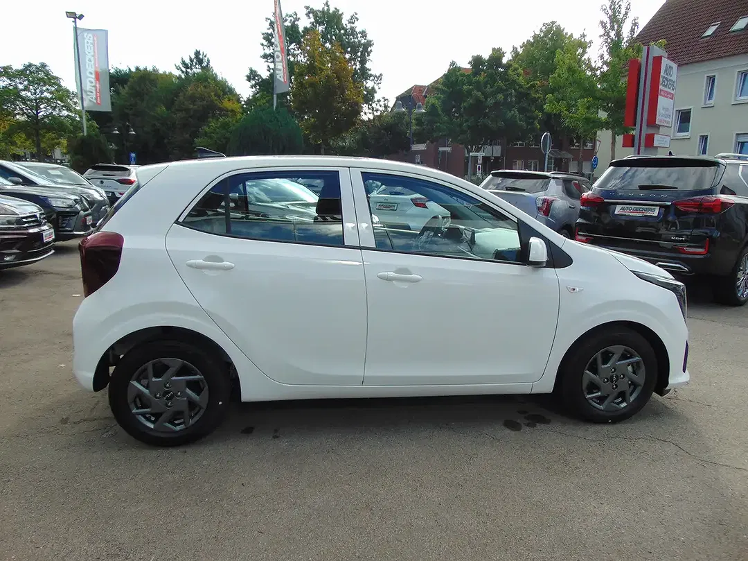 Kia Picanto - Thumbnail 5