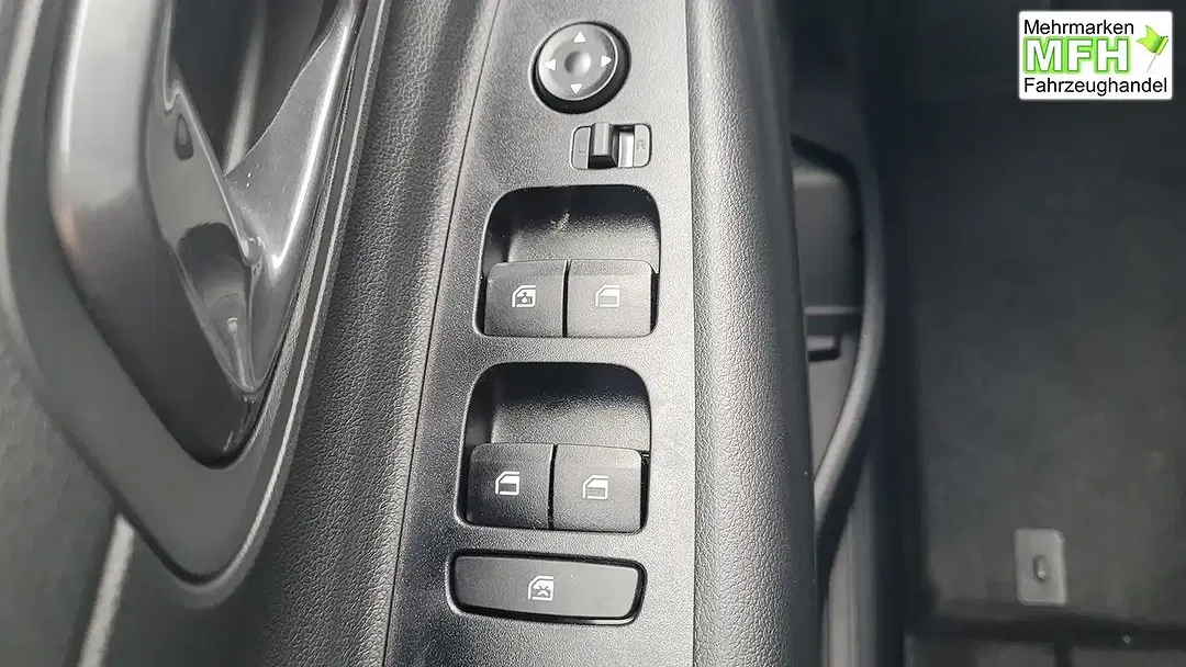Hyundai i20 - Thumbnail 12