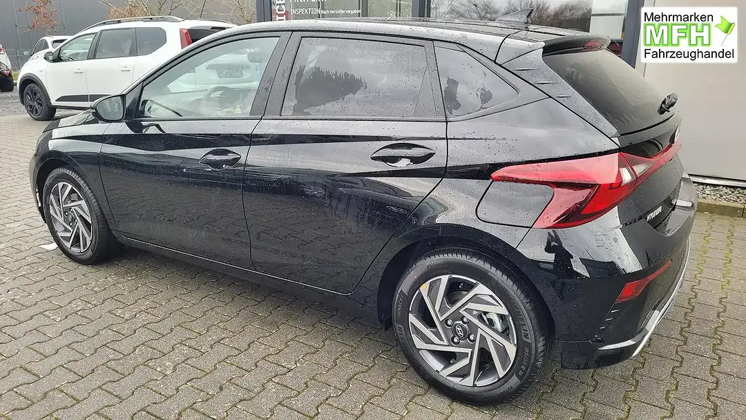 Hyundai i20 - Thumbnail 6