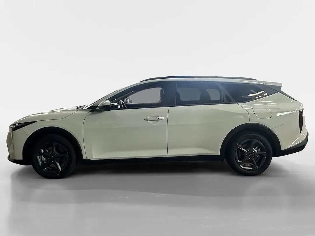 Kia K4 - Thumbnail 3