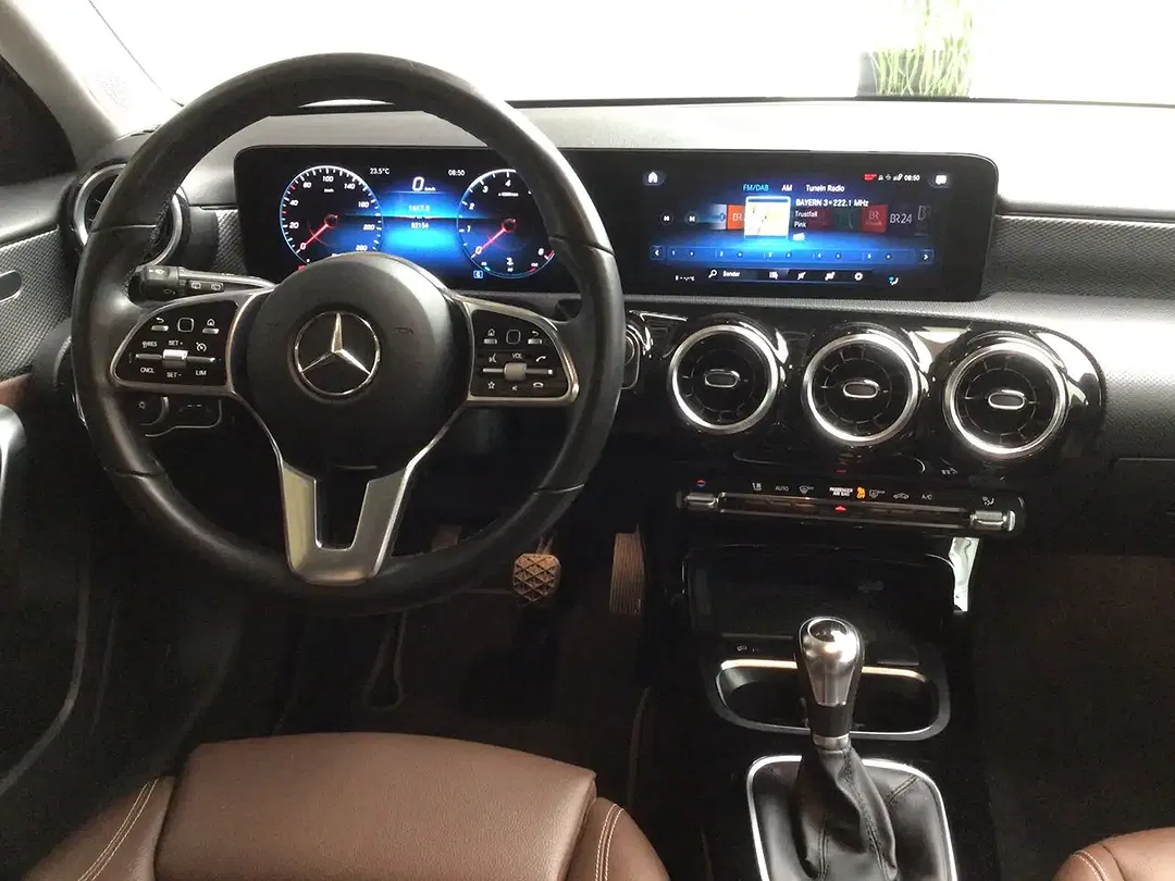Mercedes-Benz A 180 - Thumbnail 7