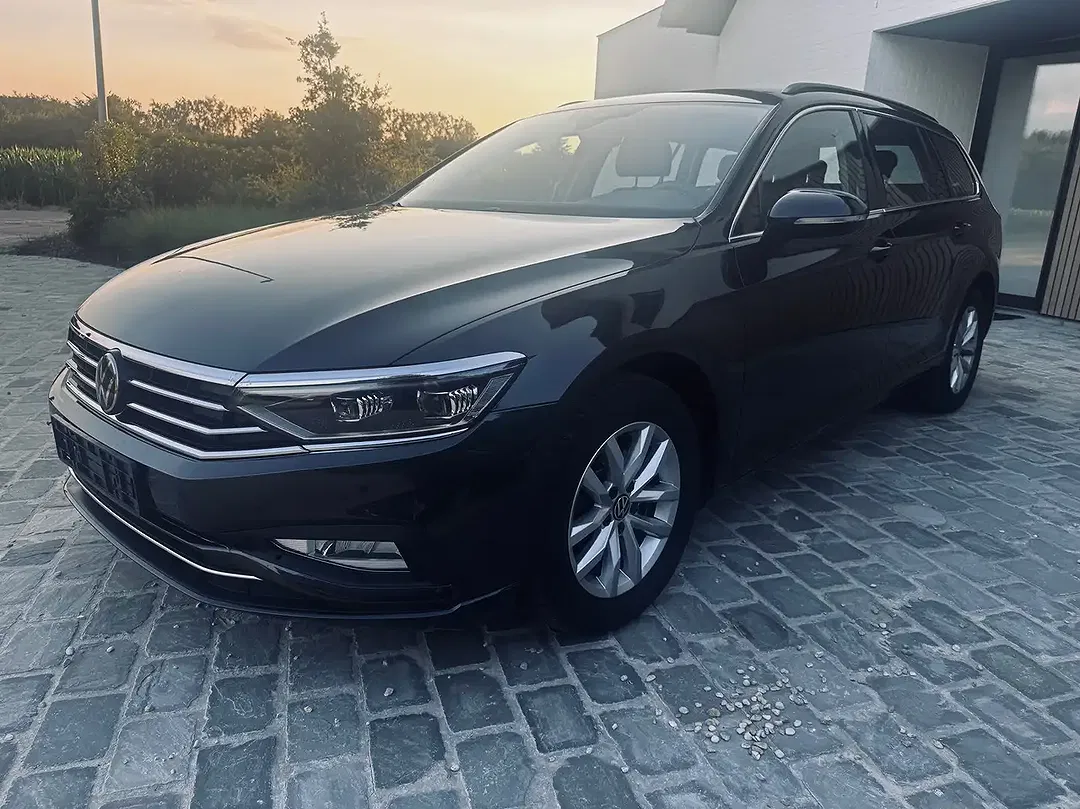 Volkswagen Passat Variant - Thumbnail 3