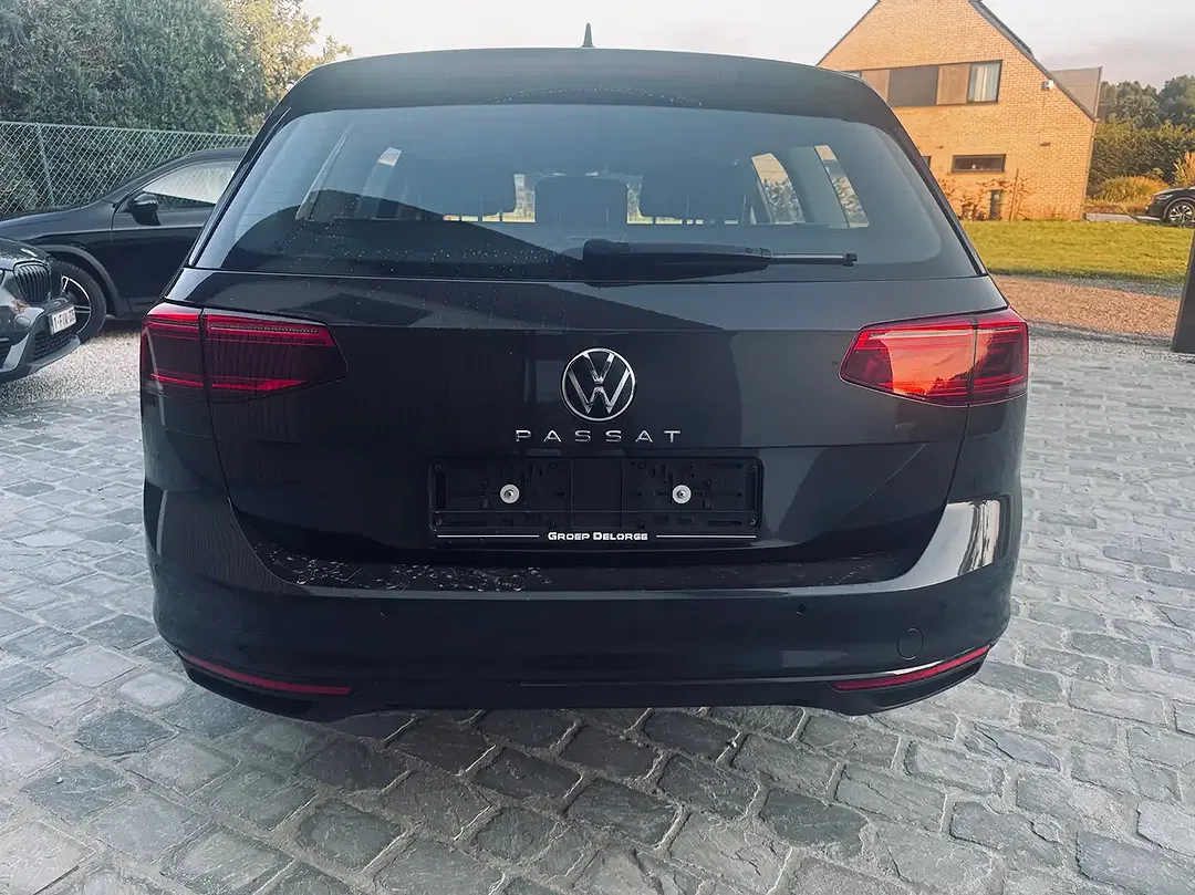 Volkswagen Passat Variant - Thumbnail 9