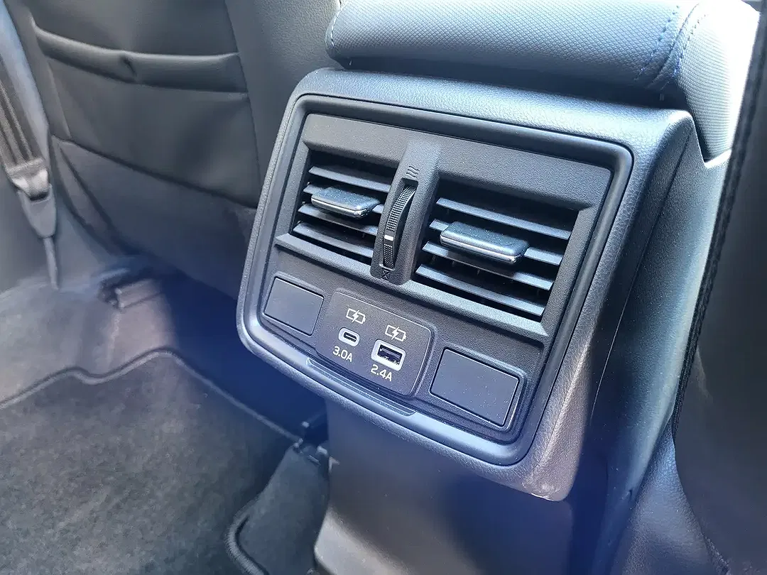 Subaru Forester - Thumbnail 9