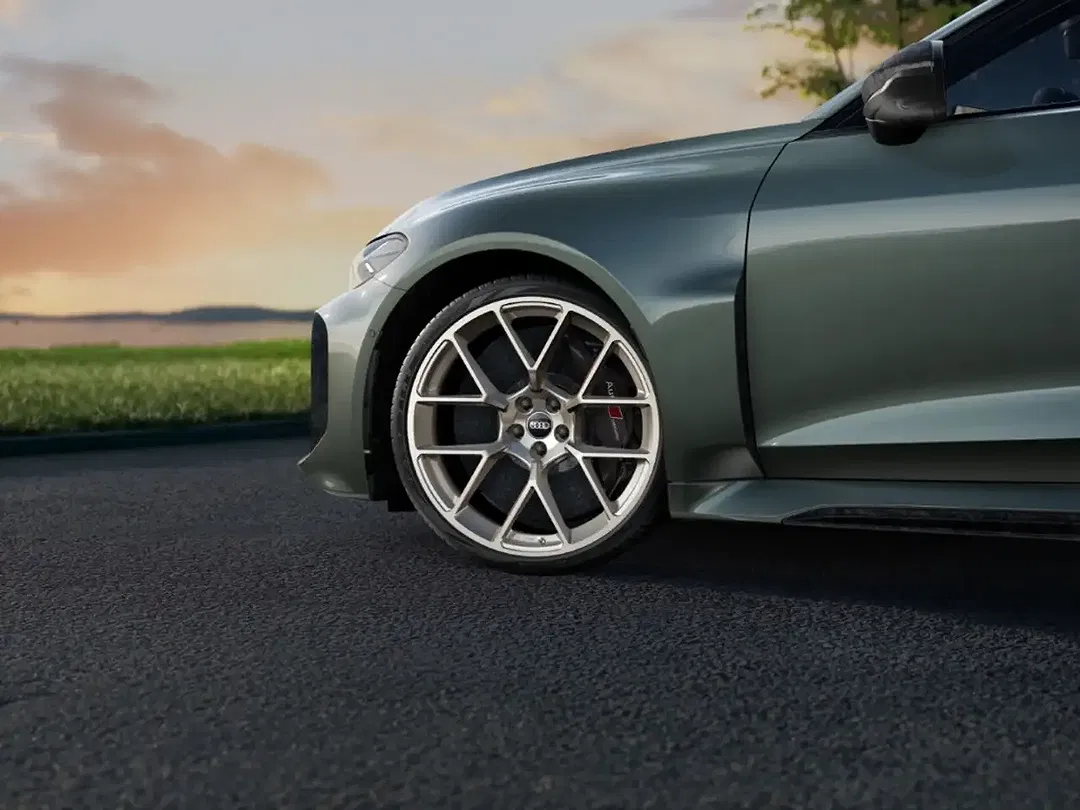 Audi RS5 - Thumbnail 8