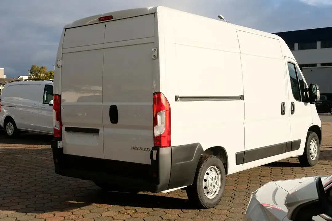 Opel Movano - Thumbnail 5