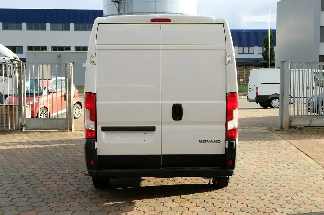 Opel Movano - Thumbnail 6