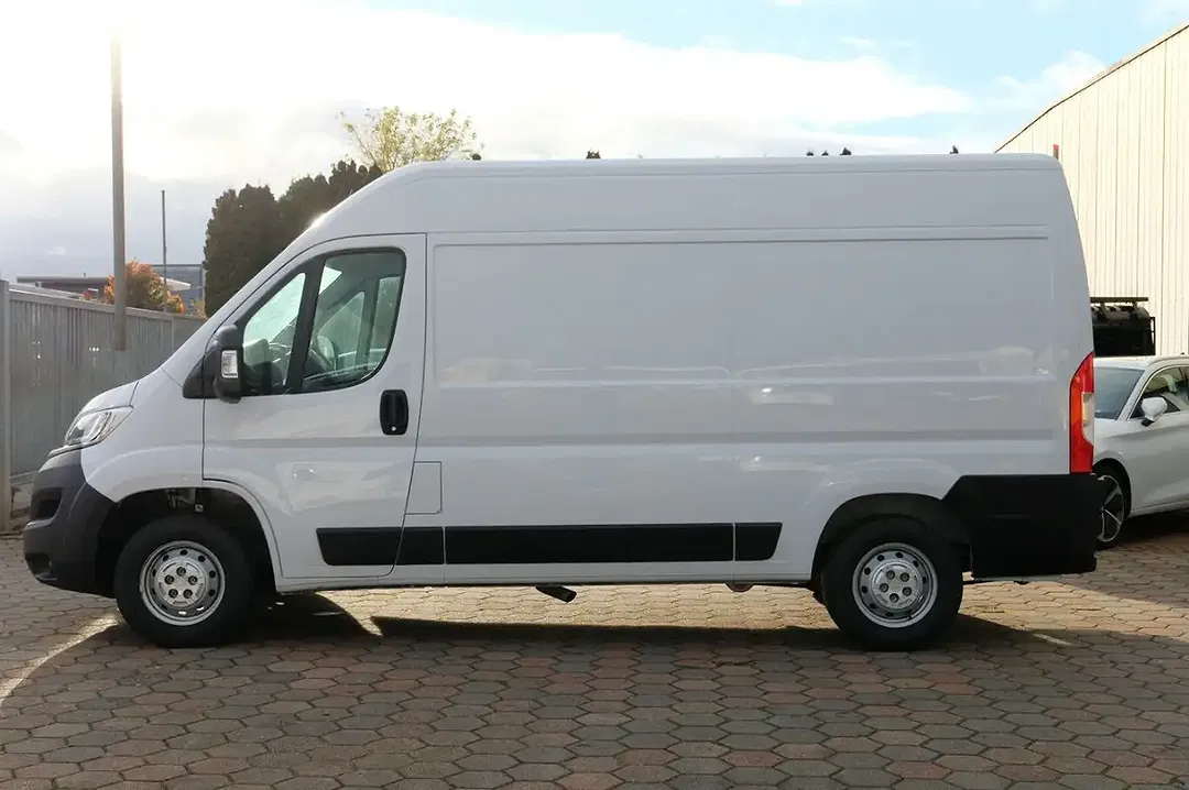 Opel Movano - Thumbnail 8