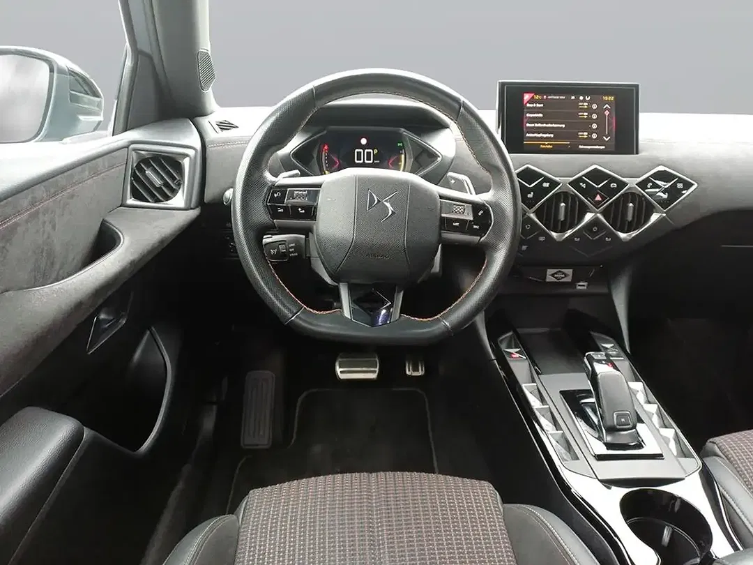 DS Automobiles DS 3 Crossback - Thumbnail 12