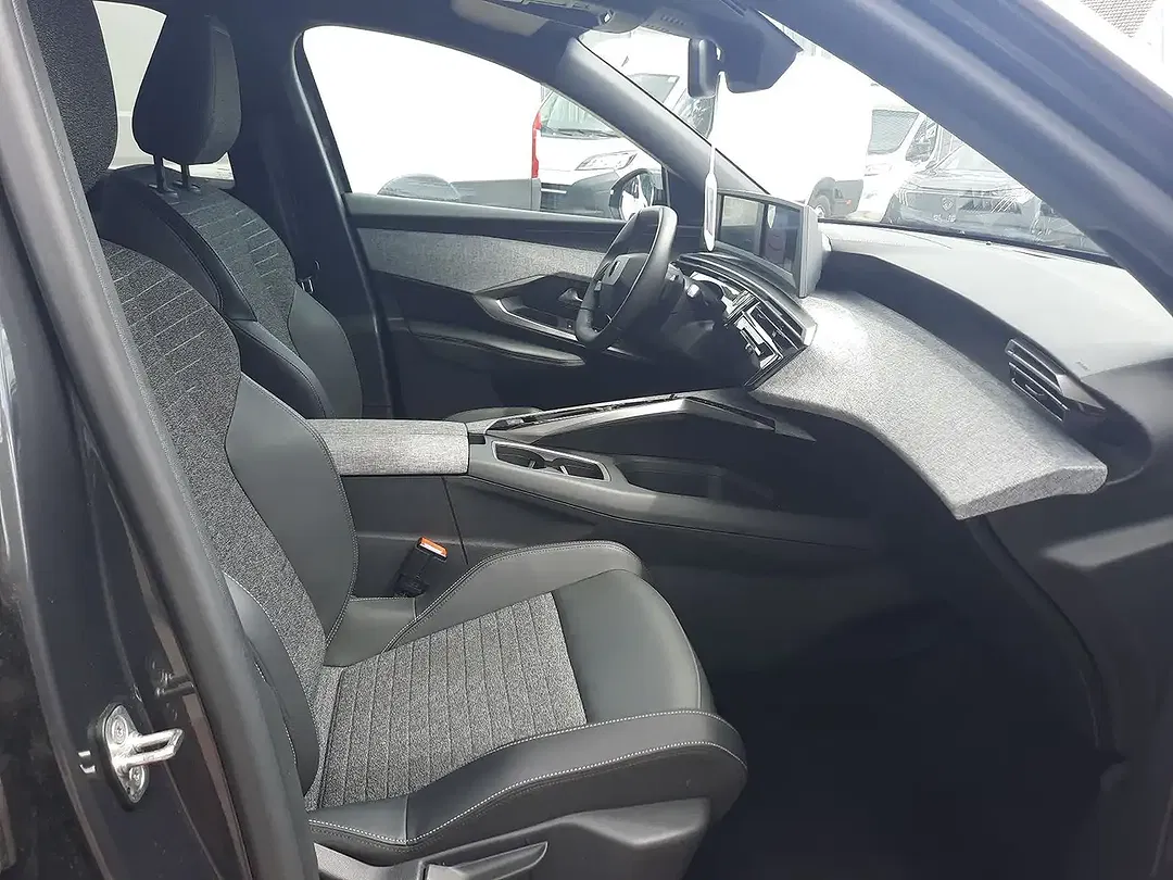 Peugeot 5008 - Thumbnail 24