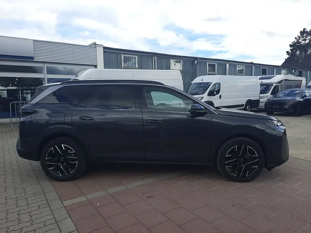 Peugeot 5008 - Thumbnail 4