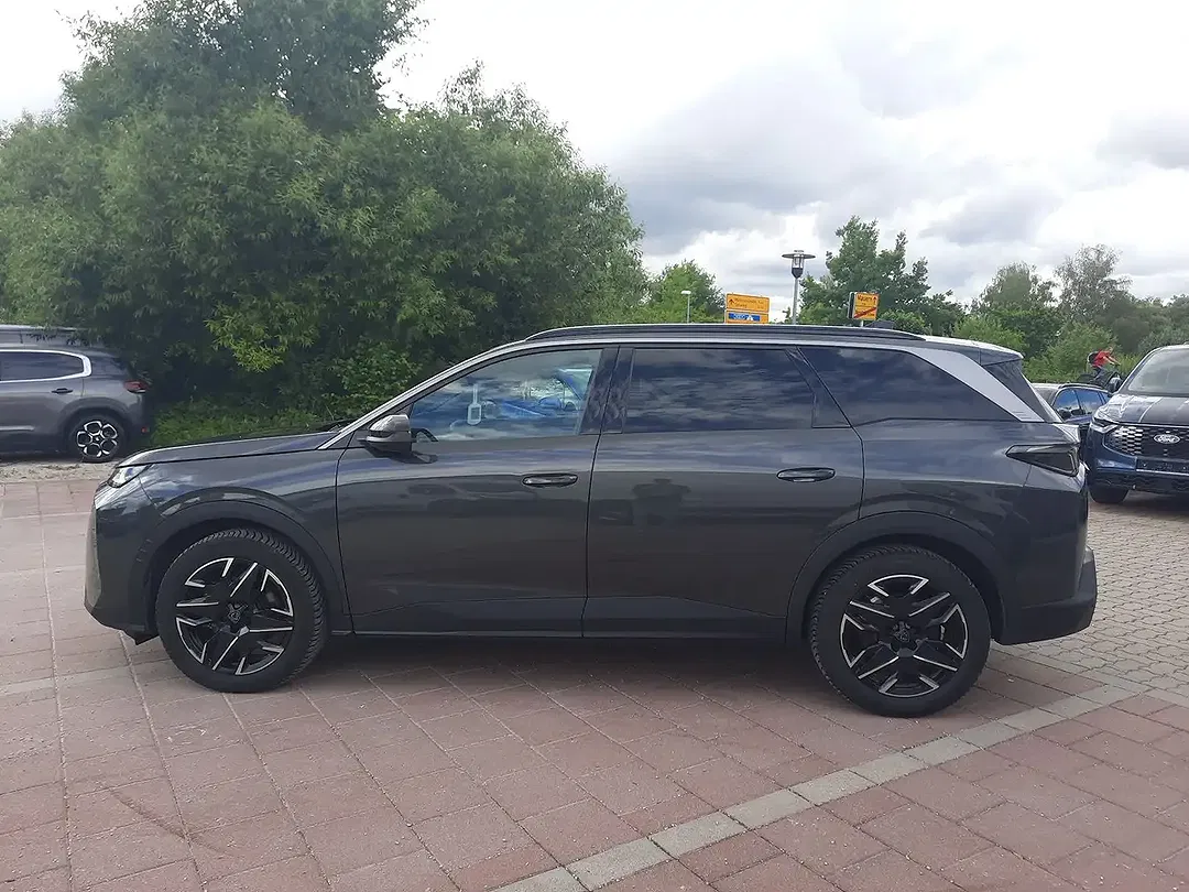 Peugeot 5008 - Thumbnail 8