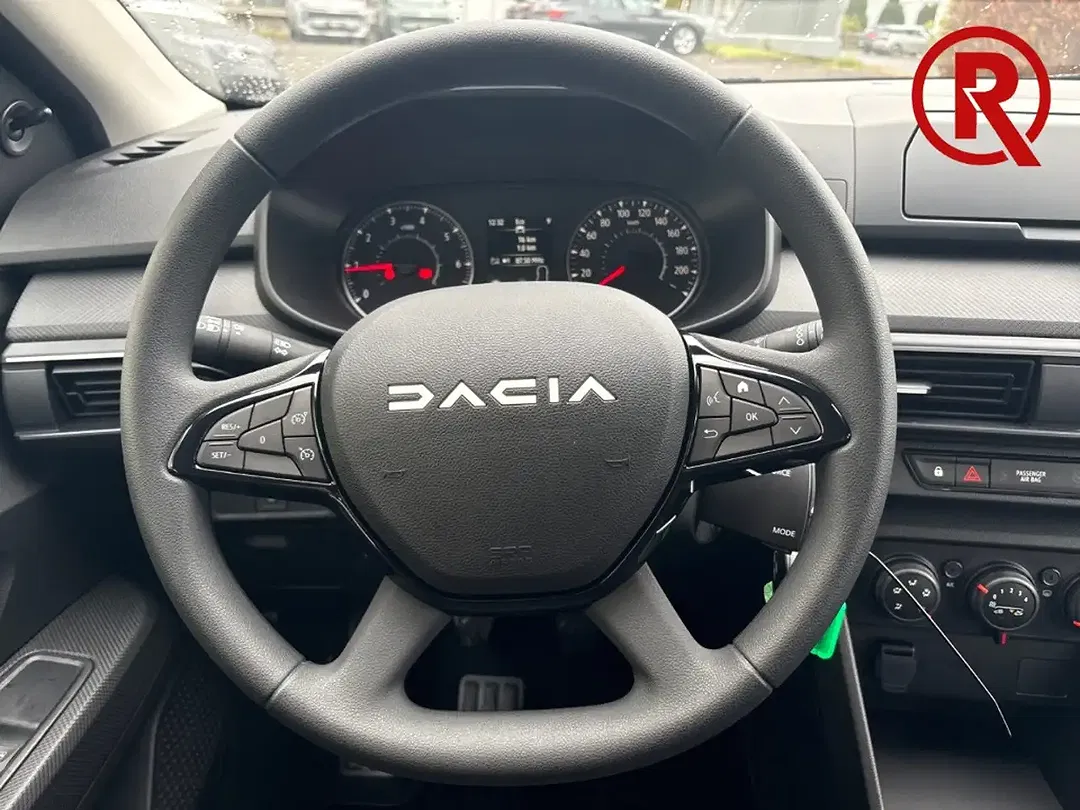 Dacia Sandero - Thumbnail 11