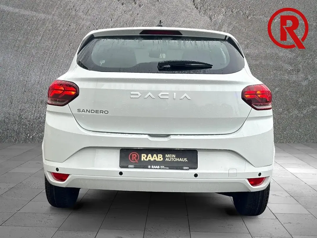 Dacia Sandero - Thumbnail 5
