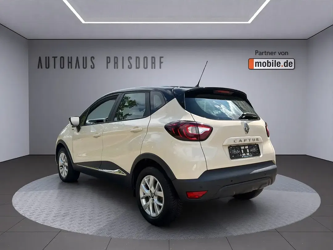 Renault Captur - Thumbnail 7