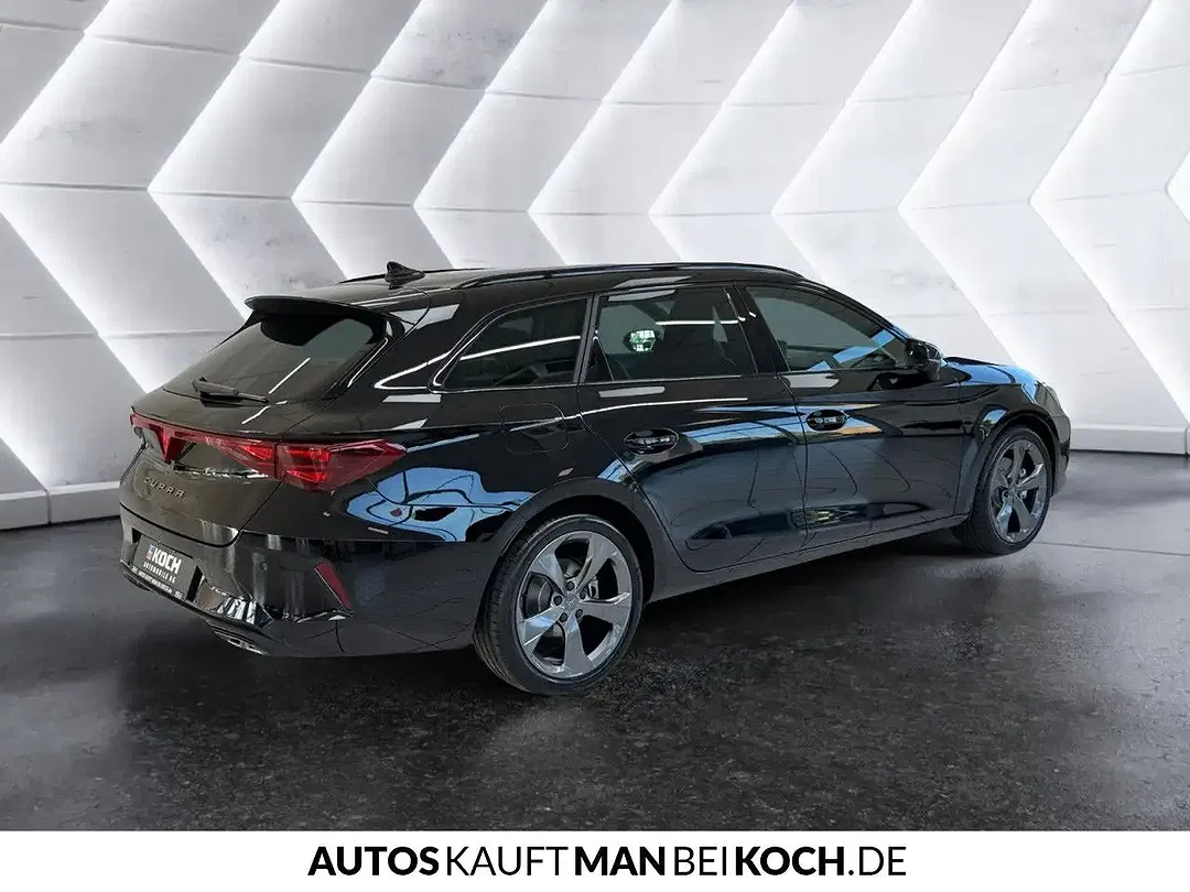 CUPRA Leon - Thumbnail 3