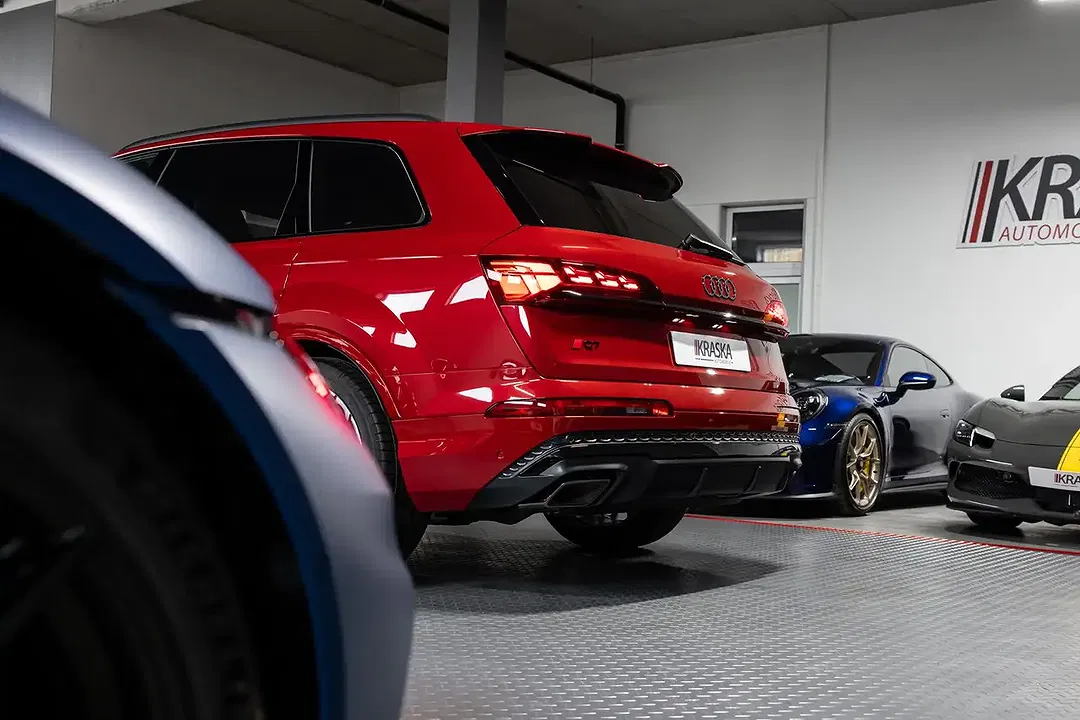 Audi Q7 - Thumbnail 12