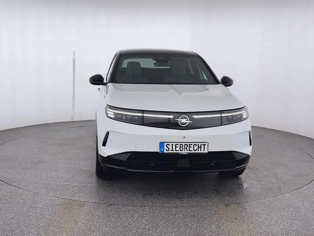 Opel Grandland - Thumbnail 2