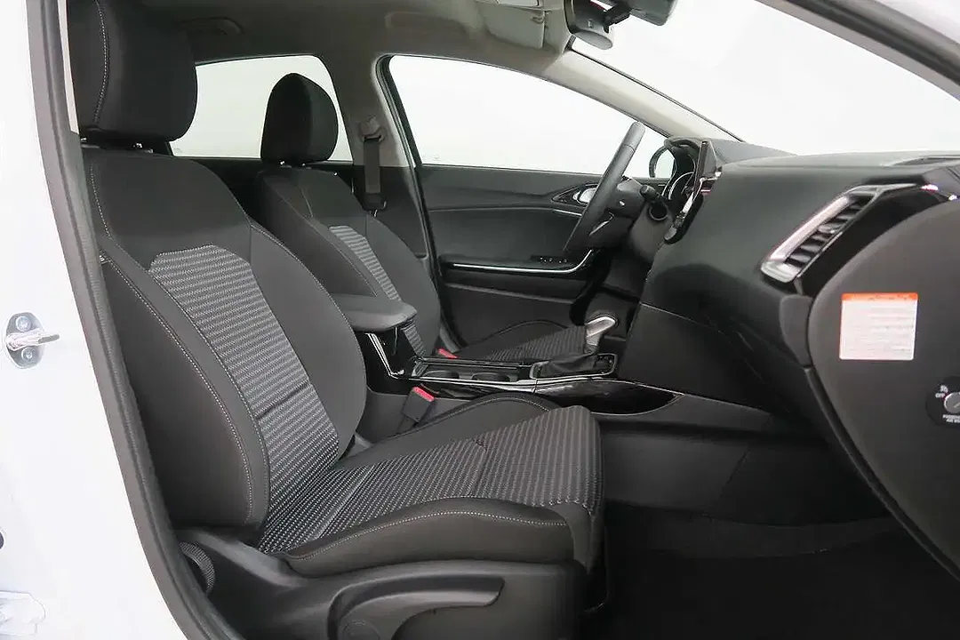 Kia Ceed / cee'd - Thumbnail 10