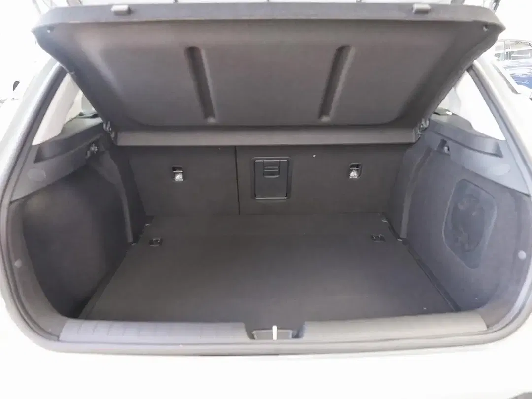 Kia K4 - Thumbnail 6
