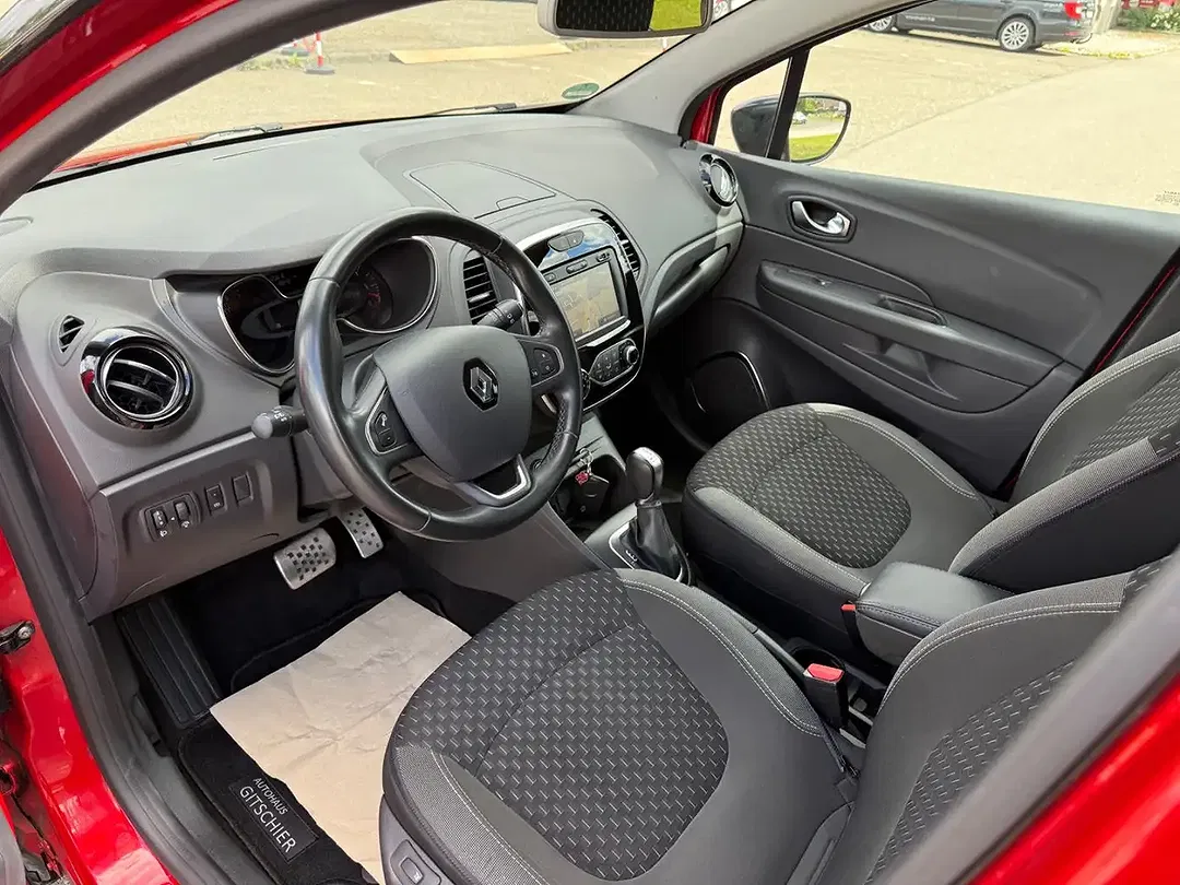 Renault Captur - Thumbnail 21