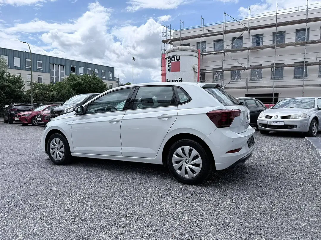 Volkswagen Polo - Thumbnail 10