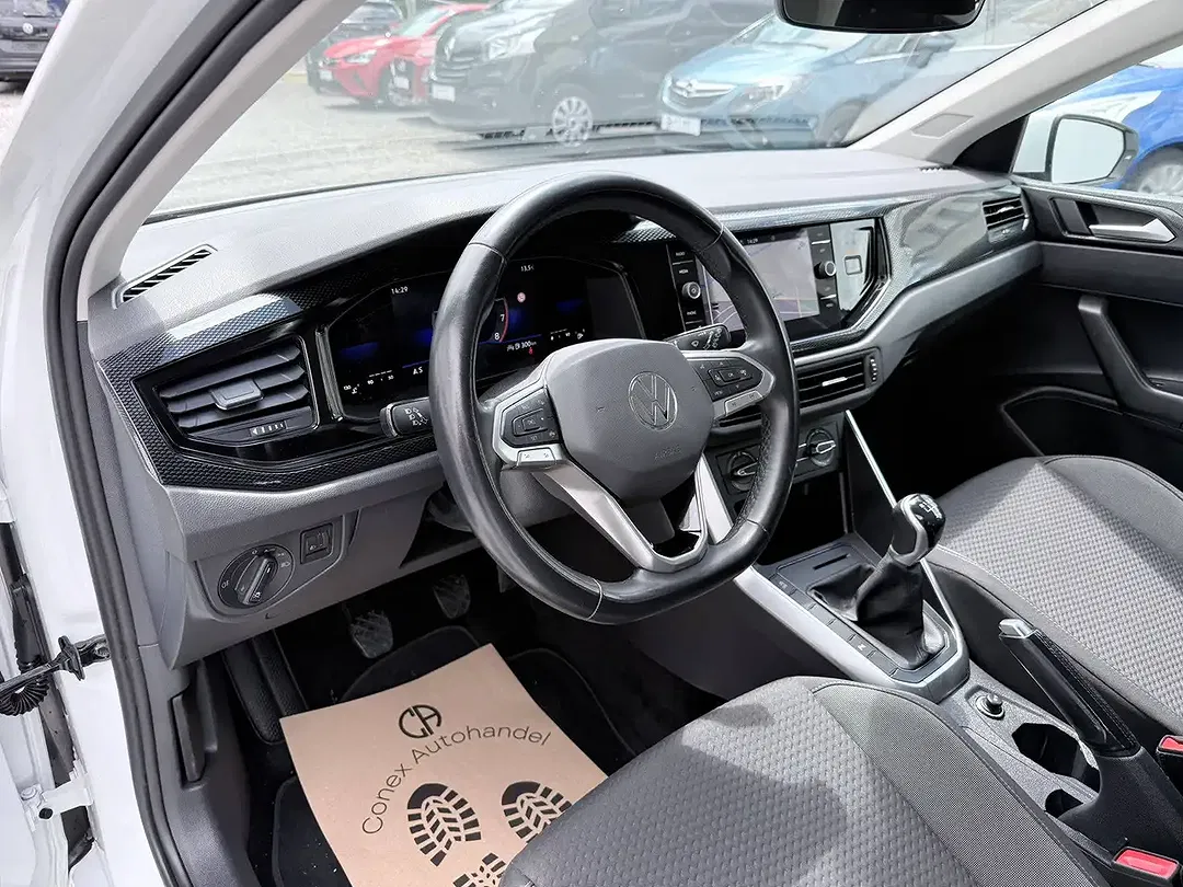 Volkswagen Polo - Thumbnail 14