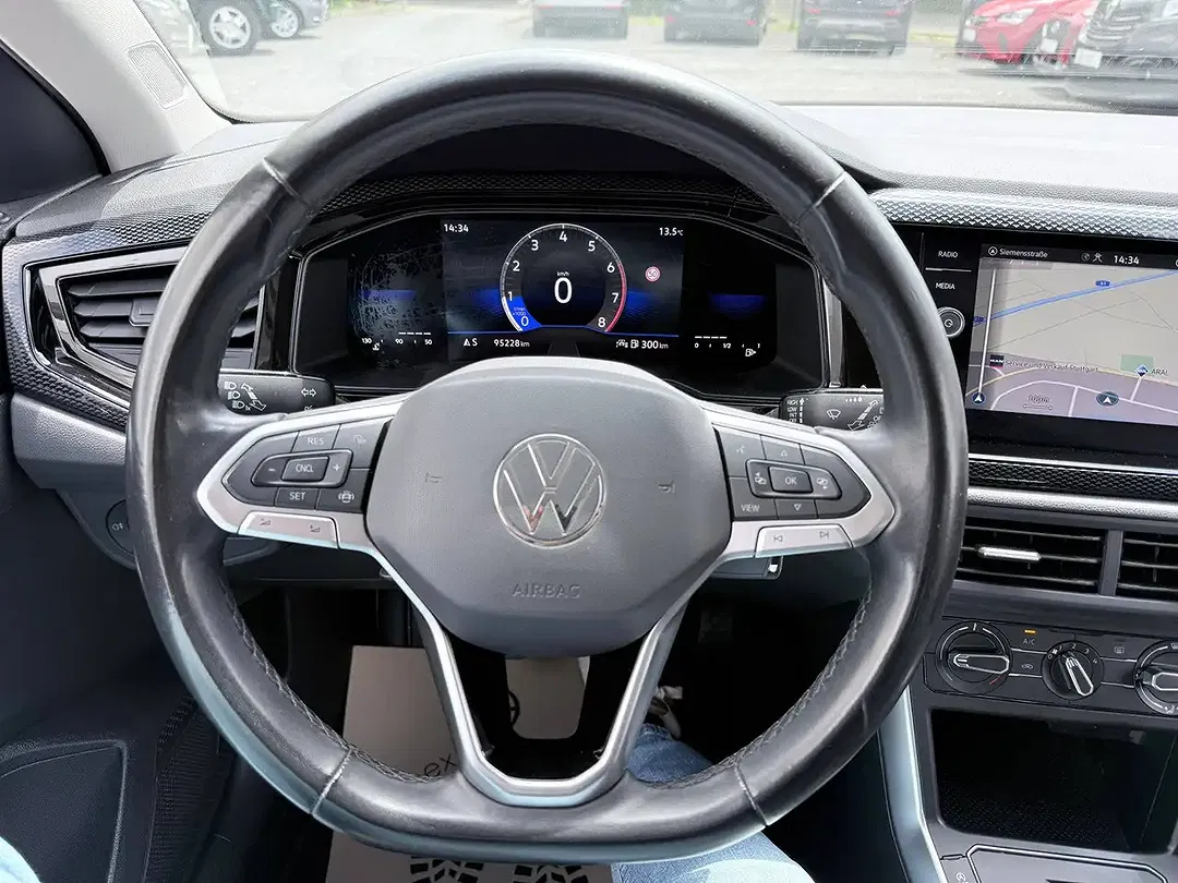 Volkswagen Polo - Thumbnail 15
