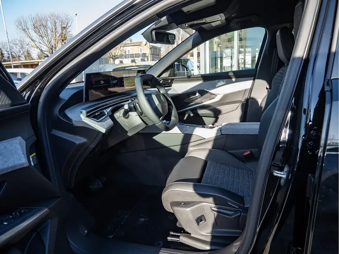 Peugeot 3008 - Thumbnail 10