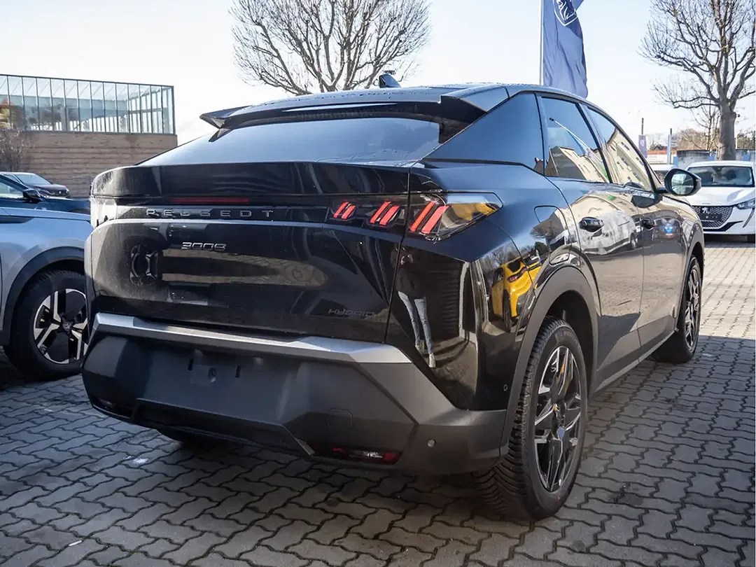Peugeot 3008 - Thumbnail 3