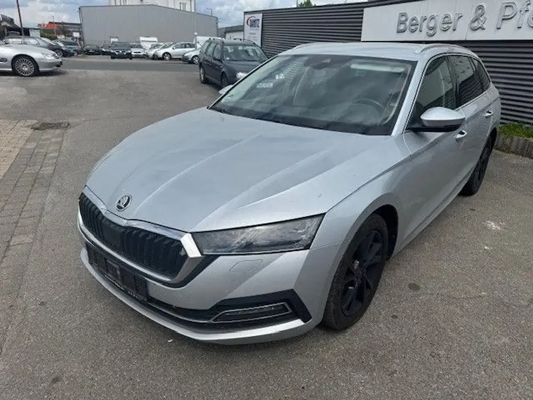 Skoda Octavia - Thumbnail 4