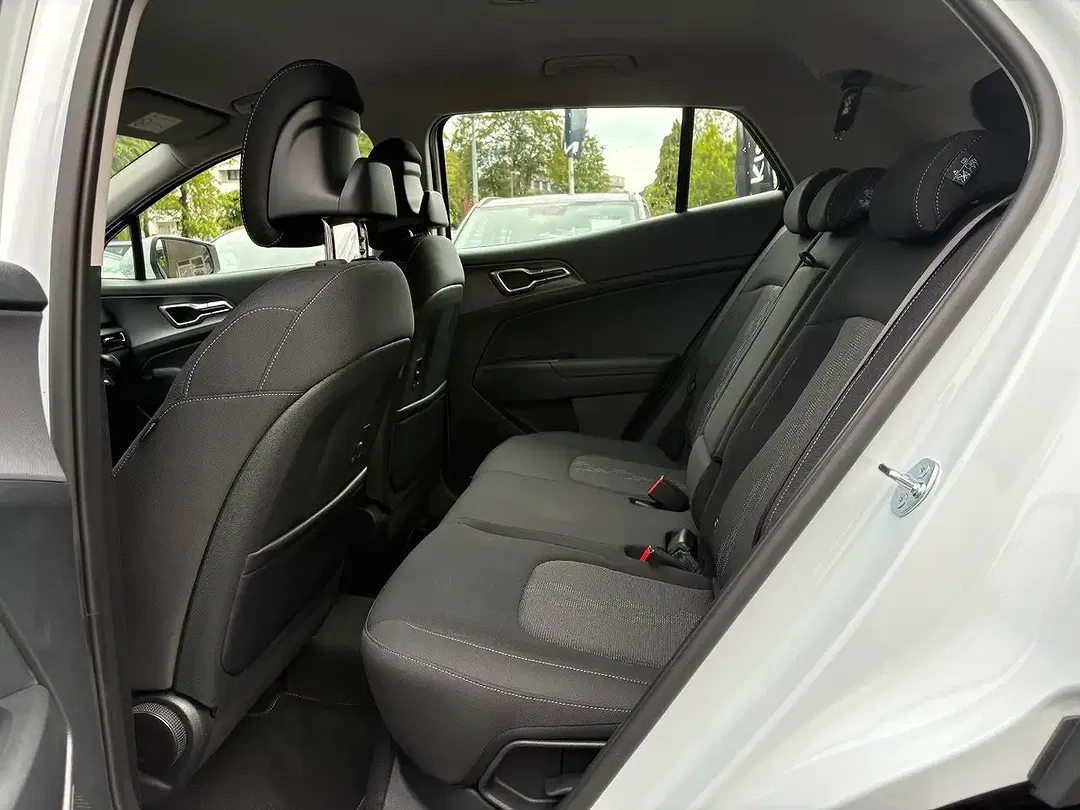 Kia Sportage - Thumbnail 11