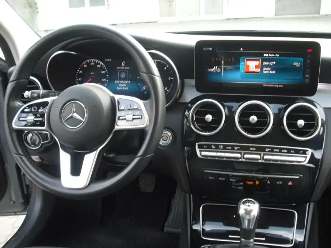 Mercedes-Benz C 200 - Thumbnail 14