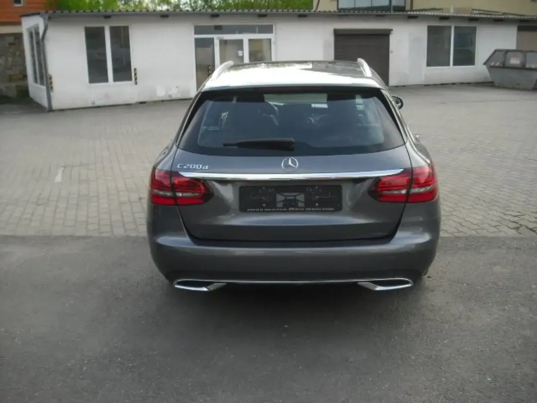Mercedes-Benz C 200 - Thumbnail 6