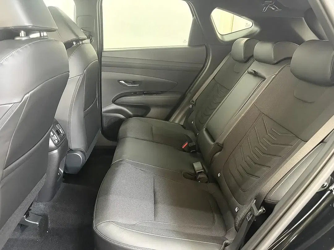 Hyundai TUCSON - Thumbnail 13