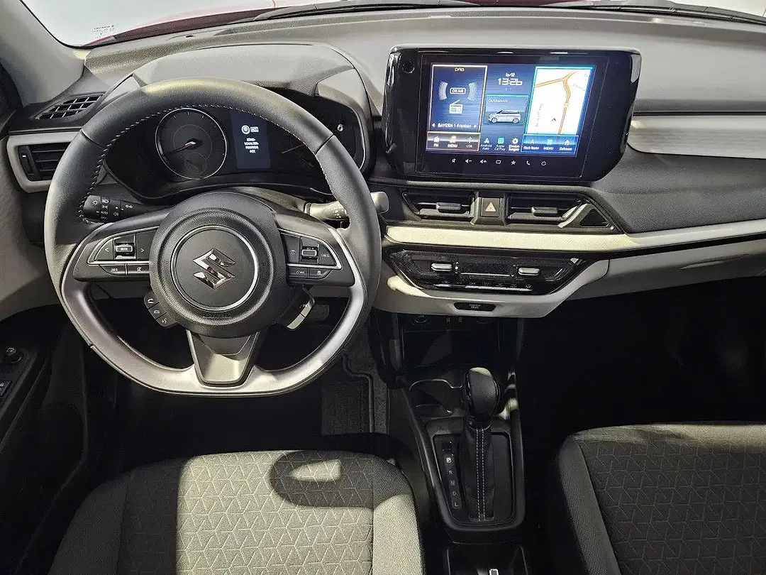 Suzuki Swift - Thumbnail 9