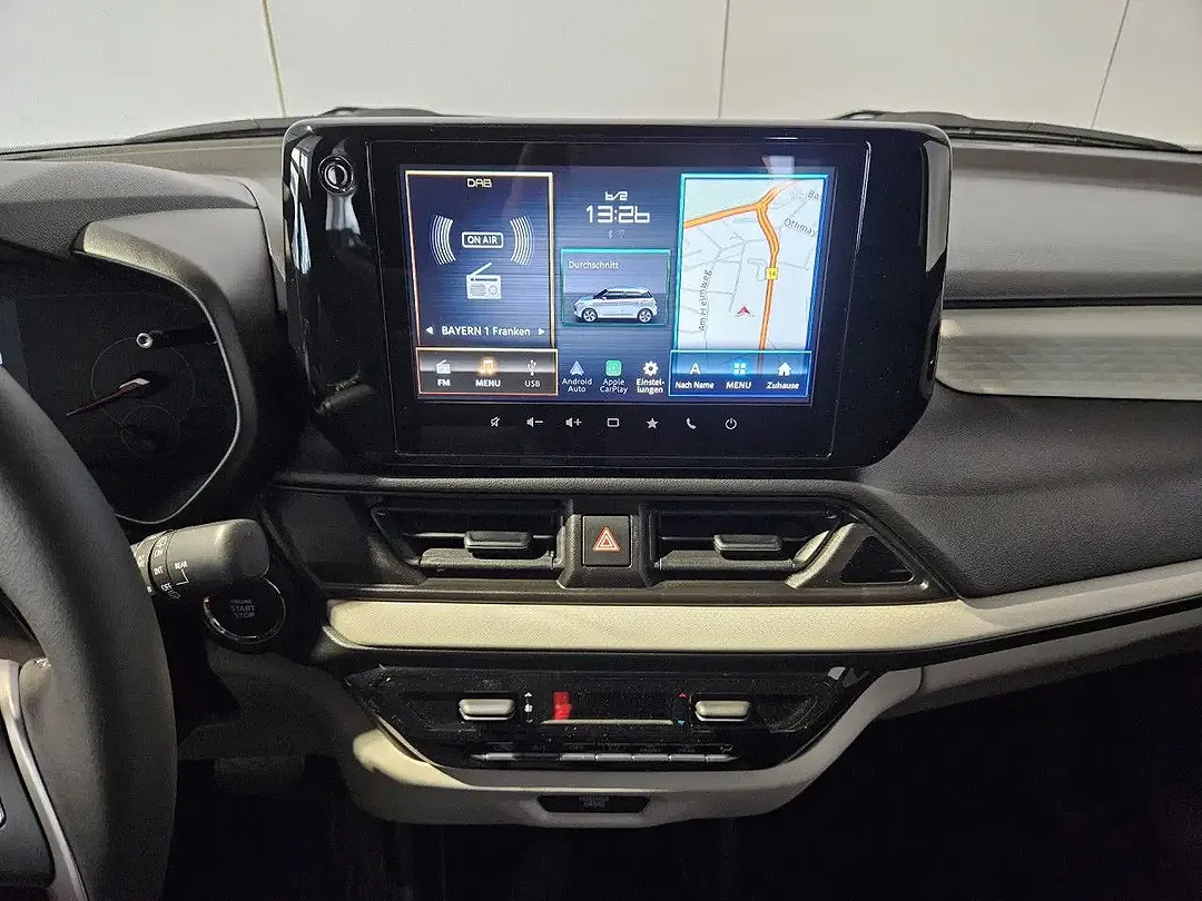 Suzuki Swift - Thumbnail 10