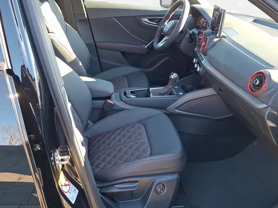 Audi Q2 - Thumbnail 10
