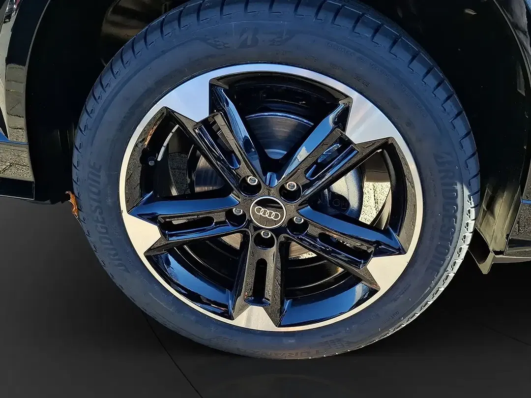 Audi Q2 - Thumbnail 11