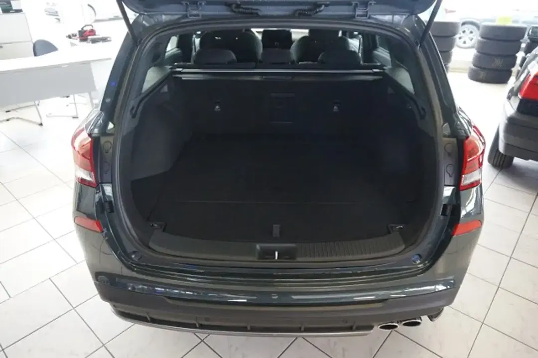 Hyundai i30 - Thumbnail 6